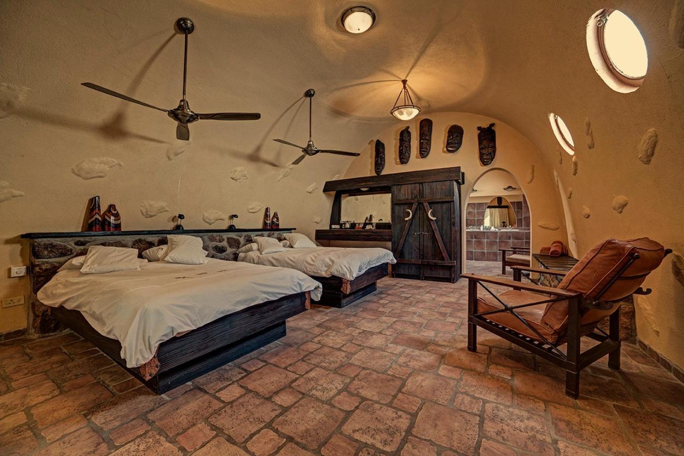 Mount Etjo Safari Lodge Kalkfeld Экстерьер фото