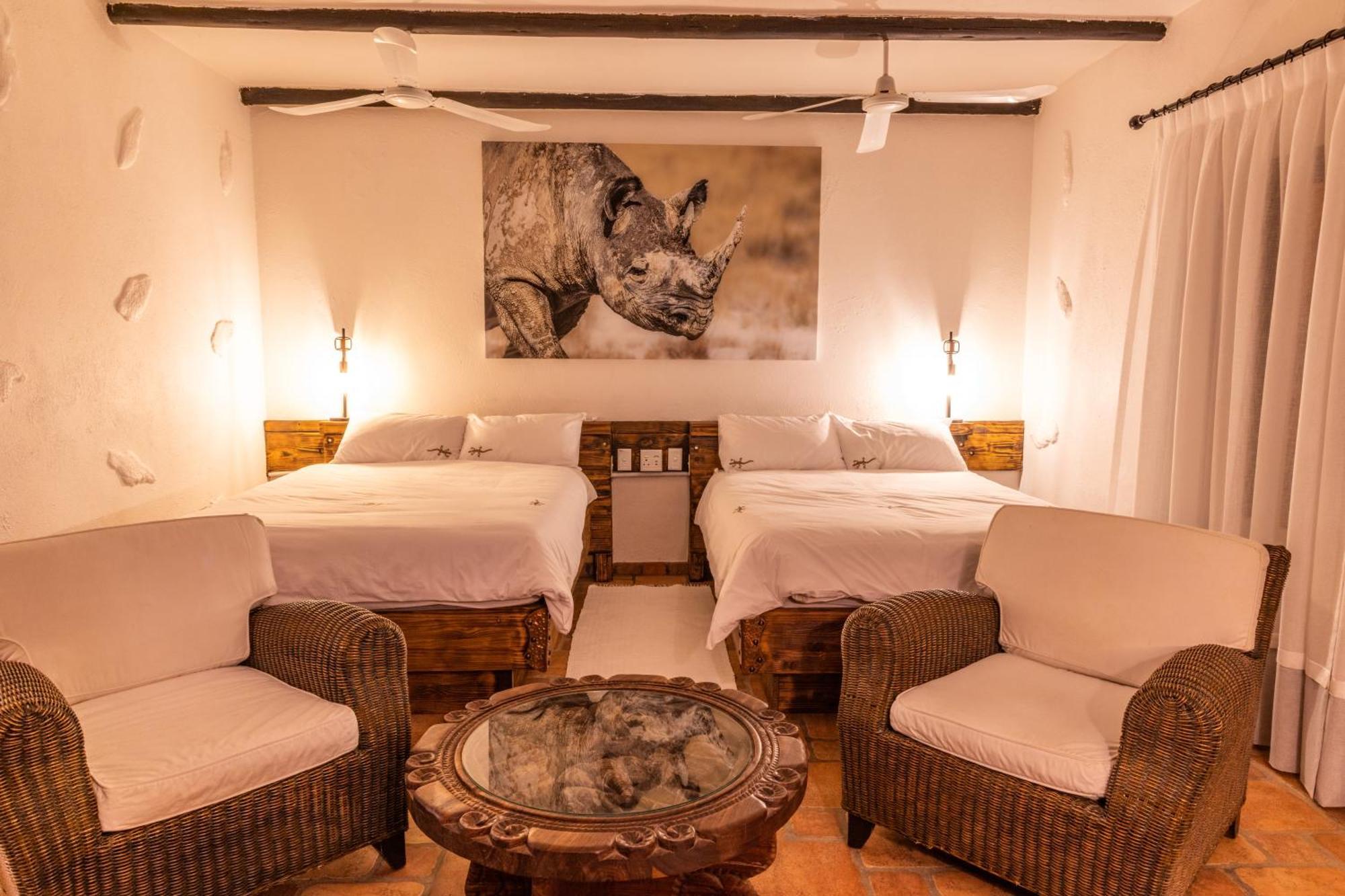 Mount Etjo Safari Lodge Kalkfeld Экстерьер фото