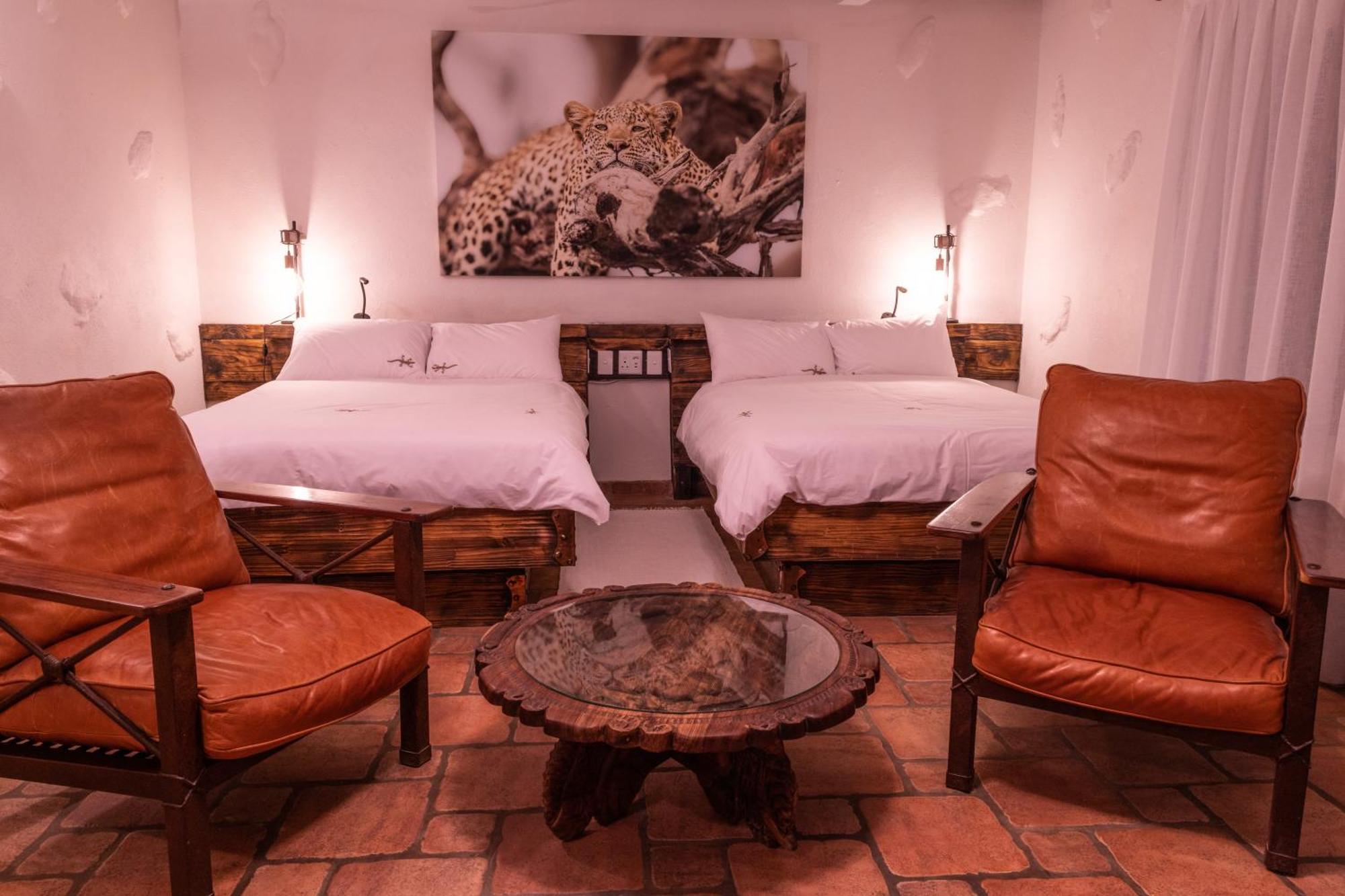 Mount Etjo Safari Lodge Kalkfeld Экстерьер фото