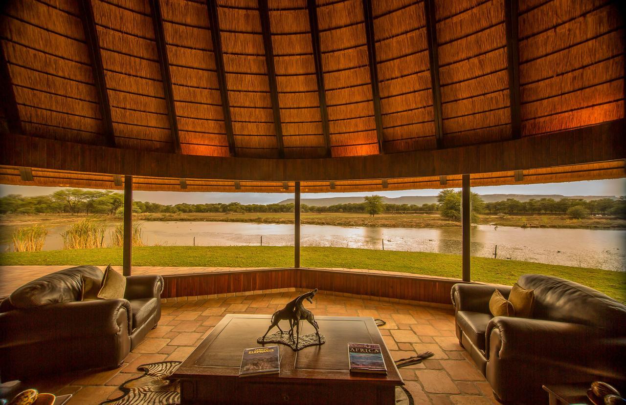 Mount Etjo Safari Lodge Kalkfeld Экстерьер фото